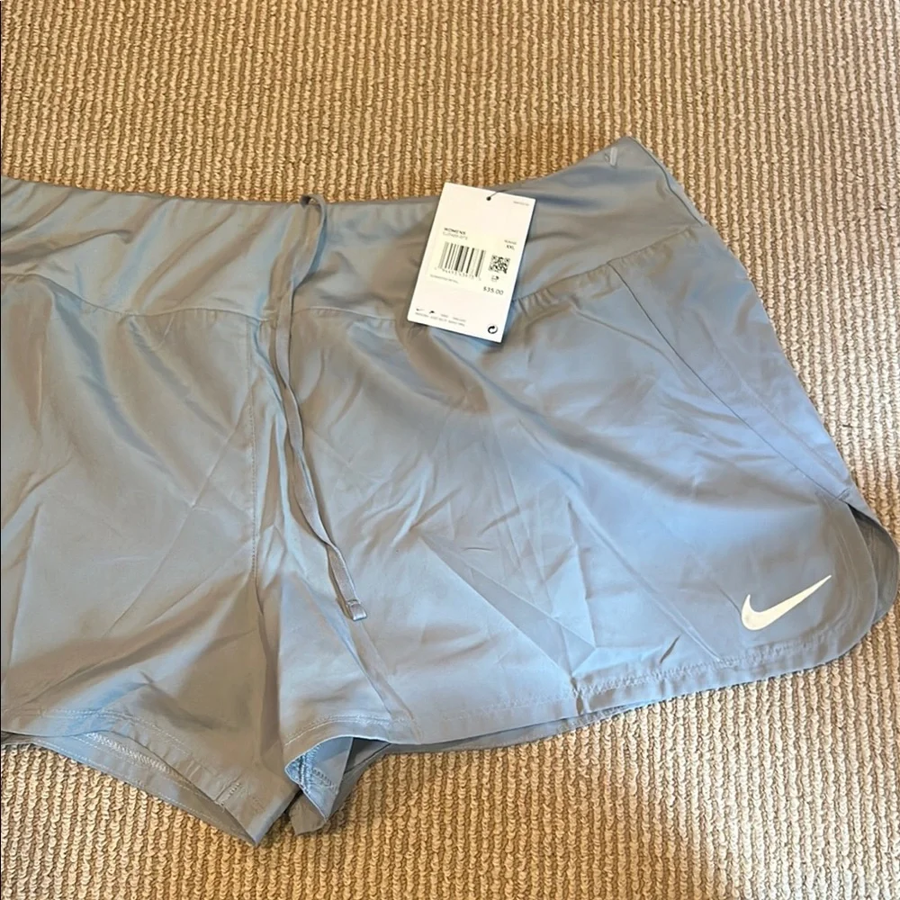 NWT NIKE dri fit Light Gray Athletic running Shorts size XXL